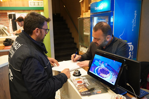 Orhangazi’de ruhsat denetimleri devam ediyor