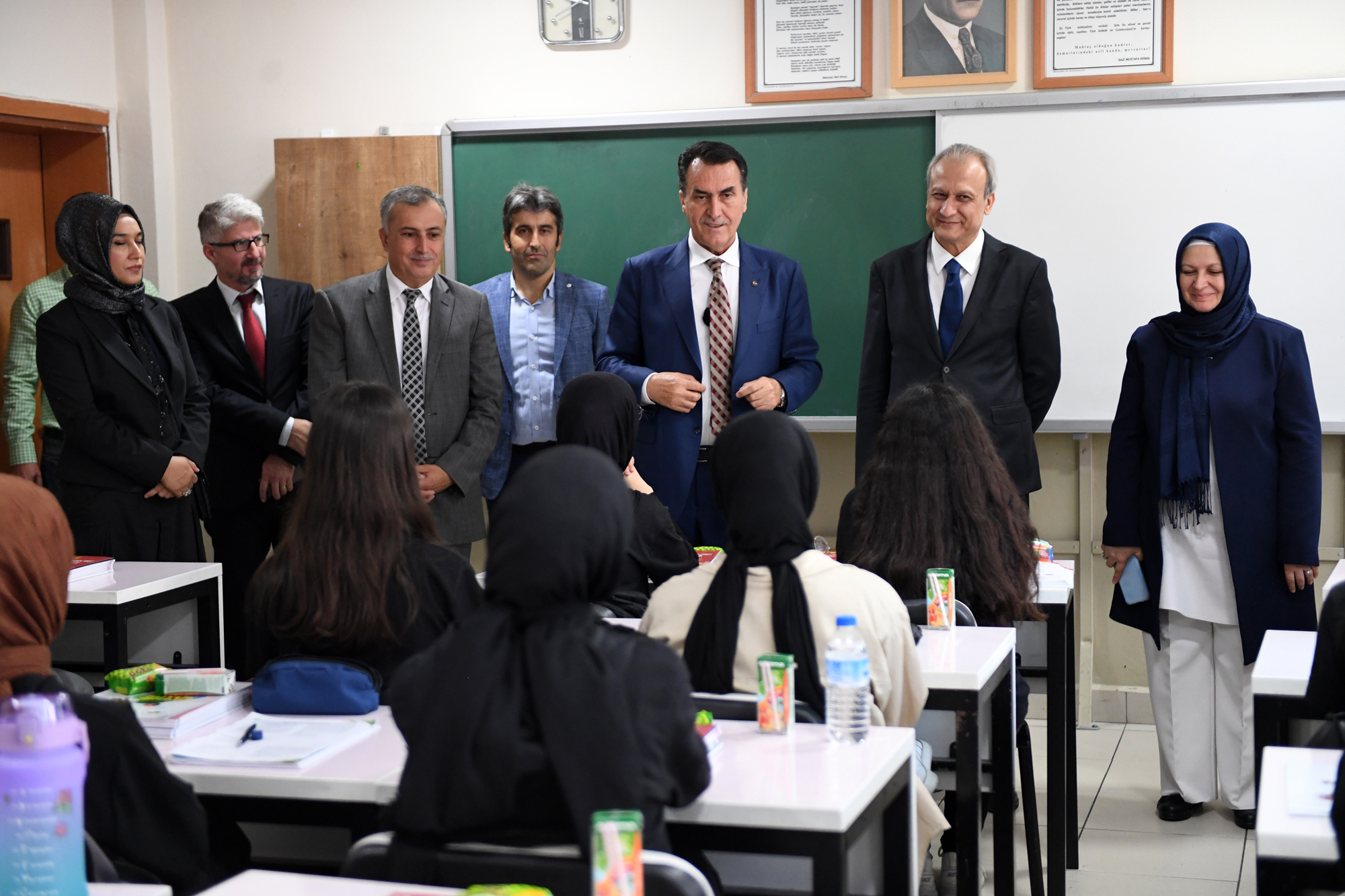 Başkan Dündar: “Okullarımıza her türlü desteği veriyoruz”<