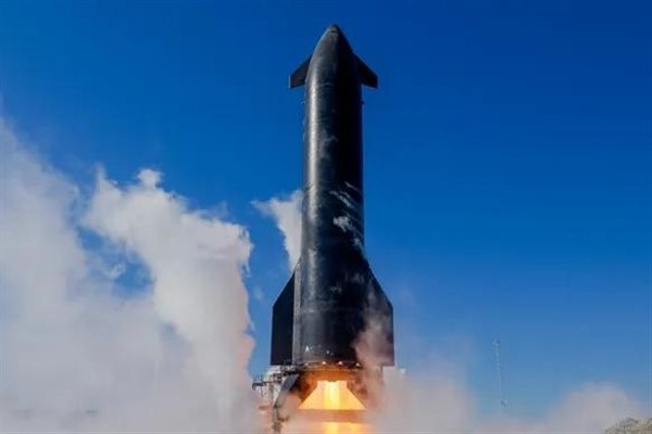 SpaceX roketi bu sefer yerde patladı<