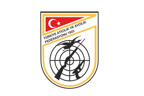 Kadın Havalı Tabanca Trio Takımından bronz madalya<