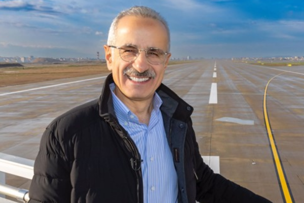 Bakan Uraloğlu, Borisov ile bir araya geldi