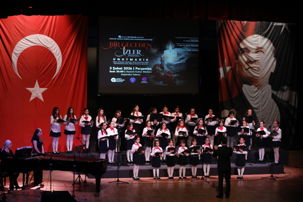 Antalya'daki çocuk koroları depremde hayatını kaybedenleri andı