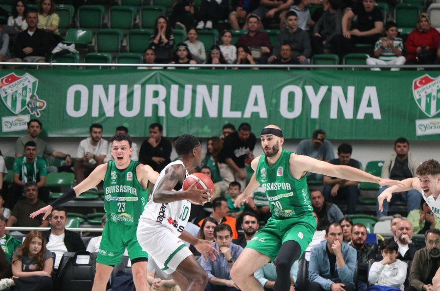 Bursa'da kazanan Bursaspor Yörsan oldu
