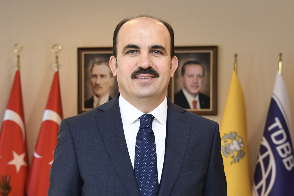 Başkan Altay, Konyalı firmaları tebrik etti<