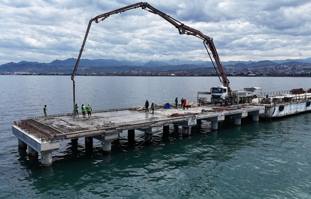 Altınordu Atatürk Rıhtımı'nda çalışmalar devam ediyor<