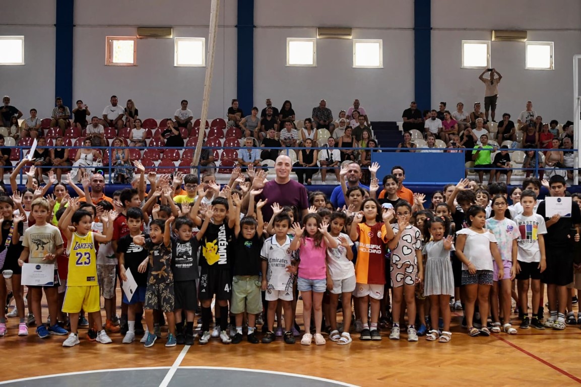 Konyaaltı’nda yaz spor kurslarına 1.225 kişi katıldı<