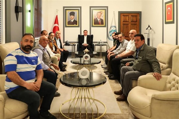 Yangından etkilenen esnaftan Vali Aydoğdu’ya ziyaret 