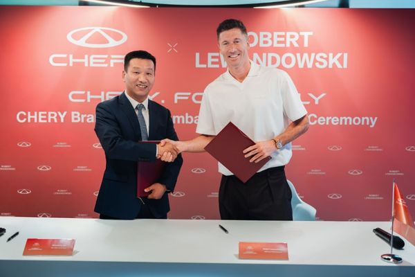 Dünyaca ünlü yıldız futbolcu Robert Lewandowski, Chery’nin global marka elçisi oldu!<