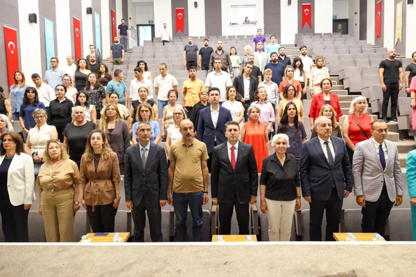 Munzur Üniversitesi’nde Mezuniyet Buluşması gerçekleştirildi<
