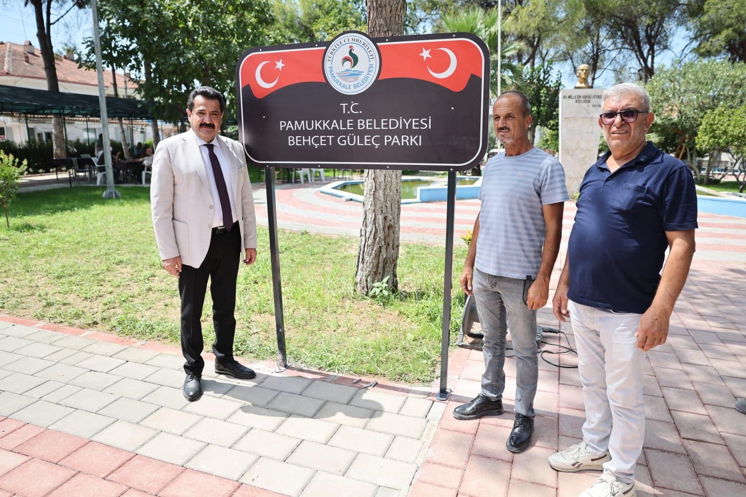 Behçet Güleç Parkı yenilendi, Akköy’de vatandaşların kullanımına açıldı