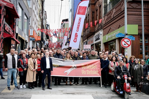 Başkan Köse: Her zaman emeğin yanında, her zaman biriz, birlikteyiz<
