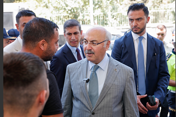 Vali Köşger'den Anadolu Mahallesine ziyaret