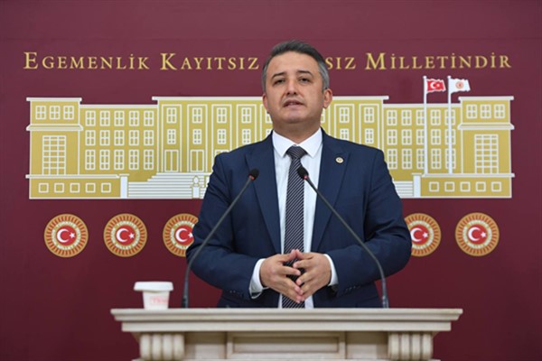 Şahin: Yusuf Tekin'de mülakata girsin