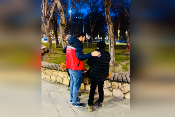 Çocuk Koruma Gece Mobil Ekibi, saha çalışmalarına devam ediyor<