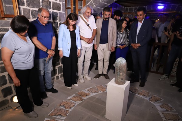 Diyarbakır’da Ahmed Arif’in 34. ölüm yıl dönümüne özel Heykel sergisi açıldı