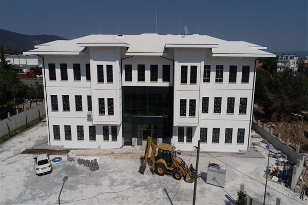Orhangazi'de yeni Emniye Müdürlüğü binasının inşaatı büyük ölçüde tamamlandı