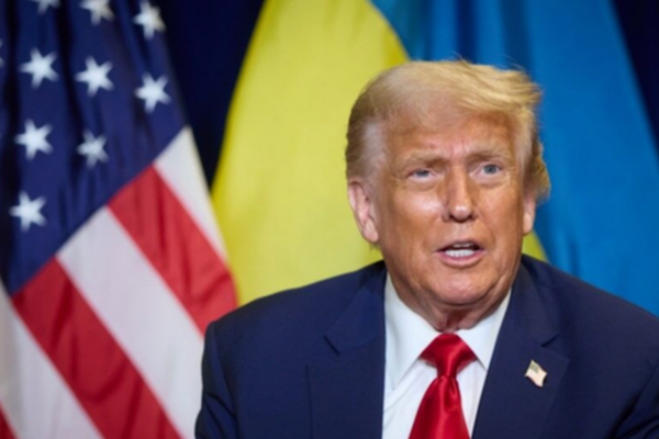 Trump: Tahrip edilen yansıtma havuzu hemen onarılacak<