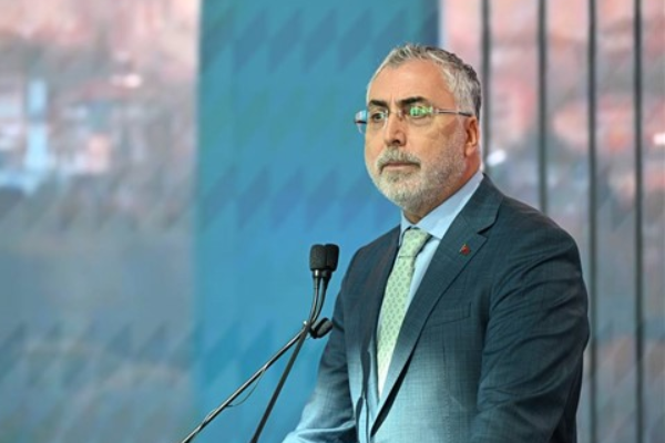 Bakan Işıkhan: Küresel alanda güçlü bir aktör olma yolunda emin adımlarla ilerleyeceğiz