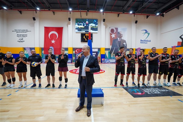 Atatürk Kupası Voleybol Turnuvası başladı<