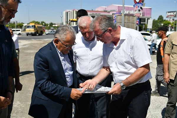 Başkan Büyükkılıç'tan Erkilet Bulvarı Bağlantı Yolu'nu inceledi<