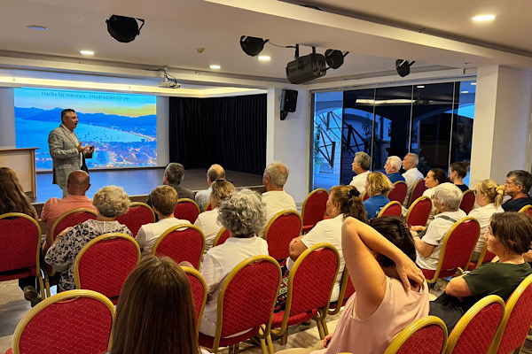 Marmaris’te “İzmarit Savaşçıları” projesi için ilk toplantı yapıldı