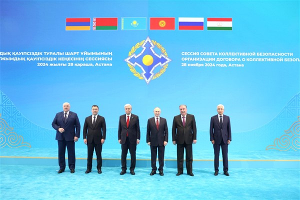 Rusya Devlet Başkanı Putin, Astana’daki toplantıya katıldı