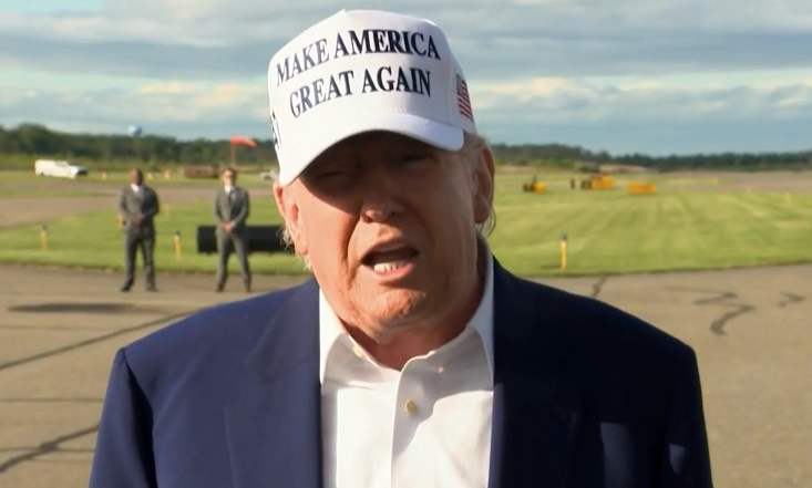 Trump, CNN ve New York Times'ı İran haberleri nedeniyle dava açmakla tehdit ediyor<
