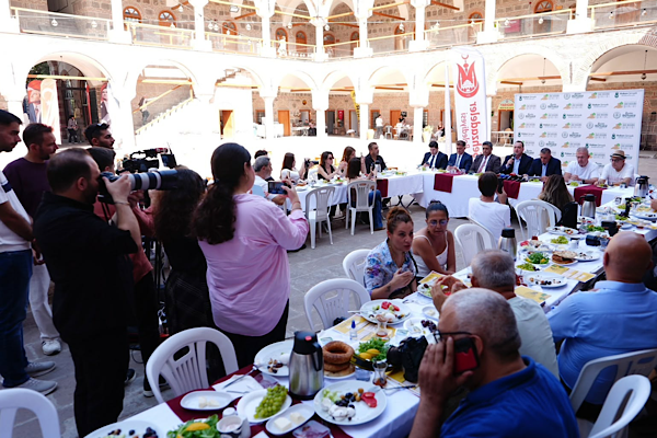 Manisa’da Bağbozumu Şenlikleri’nin programı tanıtıldı<