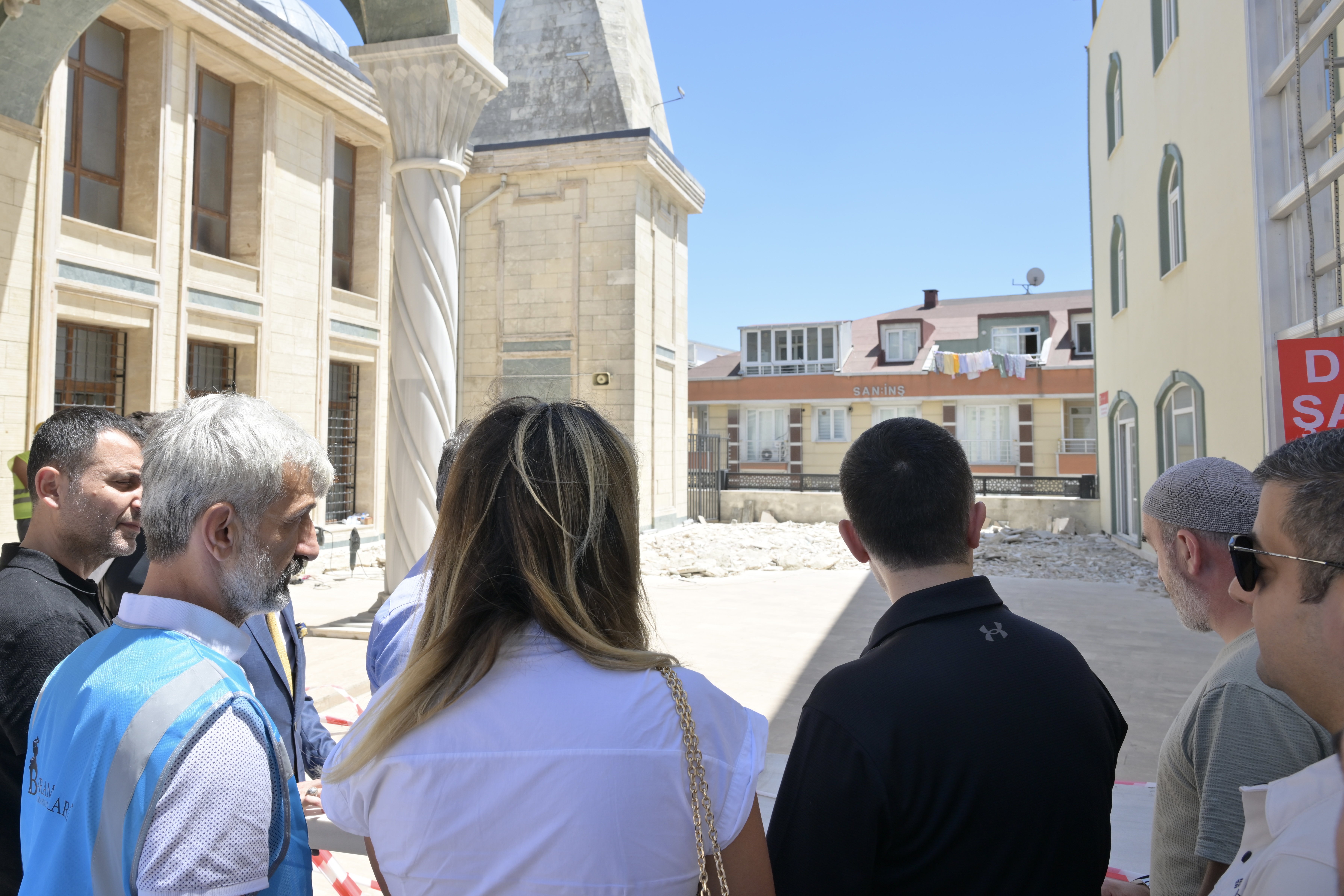 Büyük Osmanlı Camii’nde yenileme çalışması<