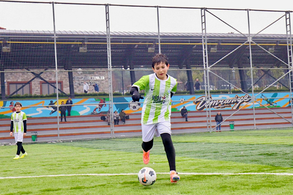 Ümraniye’de Minik Kramponlar Sömestir Kupası başladı<