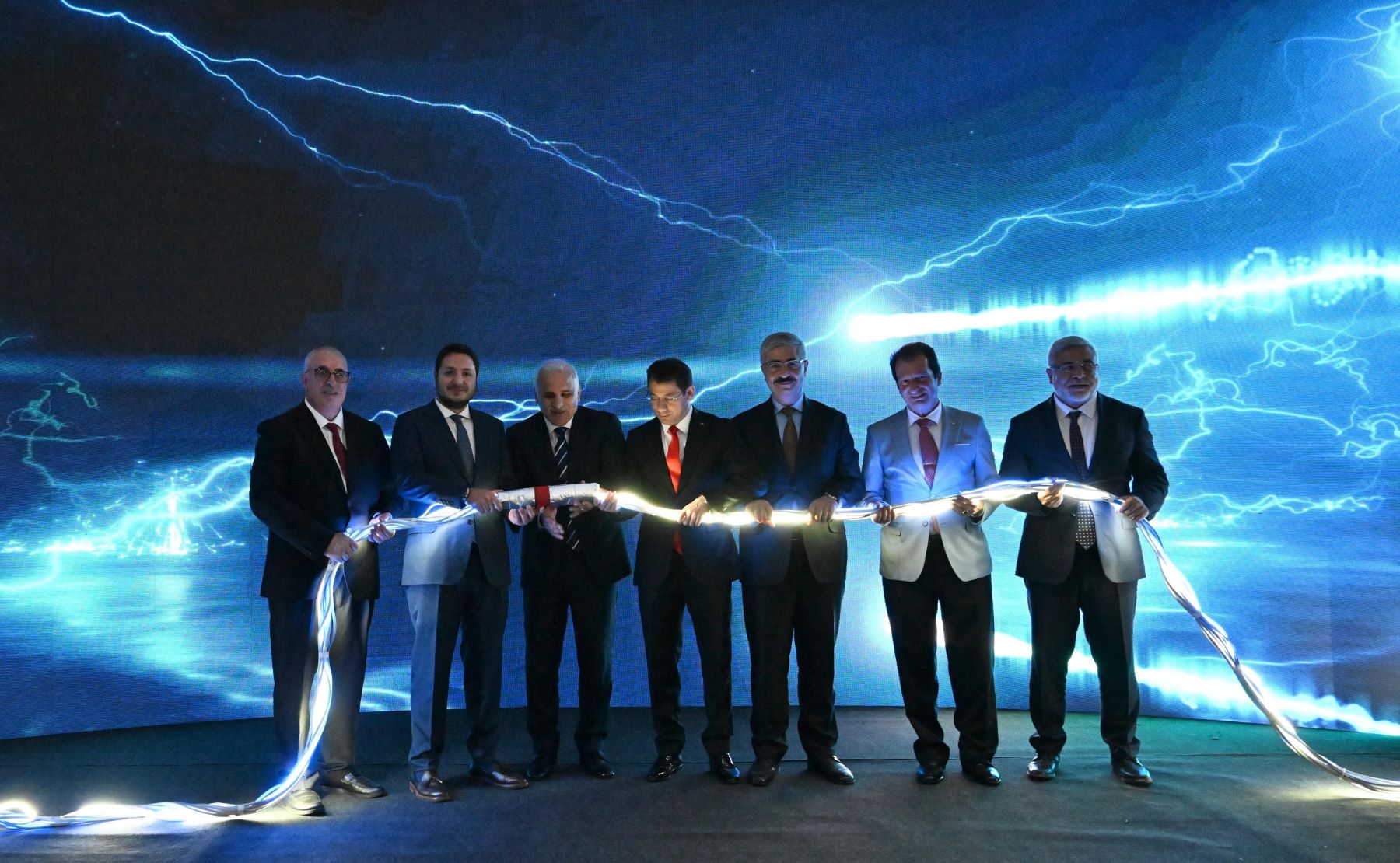 Dicle Elektrik’ten Güneydoğu’ya 120 milyar TL’lik yatırım<