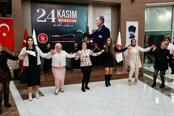 Keçiören’de 24 Kasım Öğretmenler Günü kutlandı