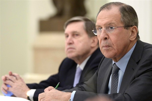 Lavrov ve Ushakov ABD heyetiyle görüşmek üzere Suudi Arabistan'a uçtu