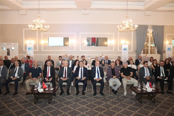 ARSİYAD Başkanı Acar, güven tazeledi <