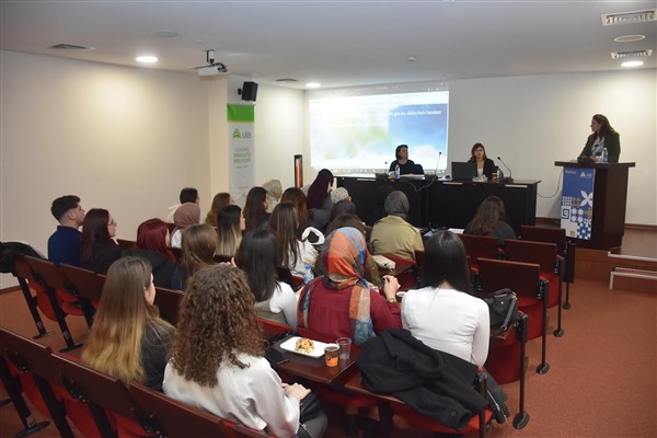 UHKİB’nin Moda Tasarımında Kalıp ve Model Geliştirme Sertifika Programı sürüyor 