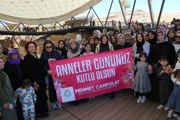 Haliliye’de Anneler Günü’nde Göbeklitepe gezisi düzenlendi<
