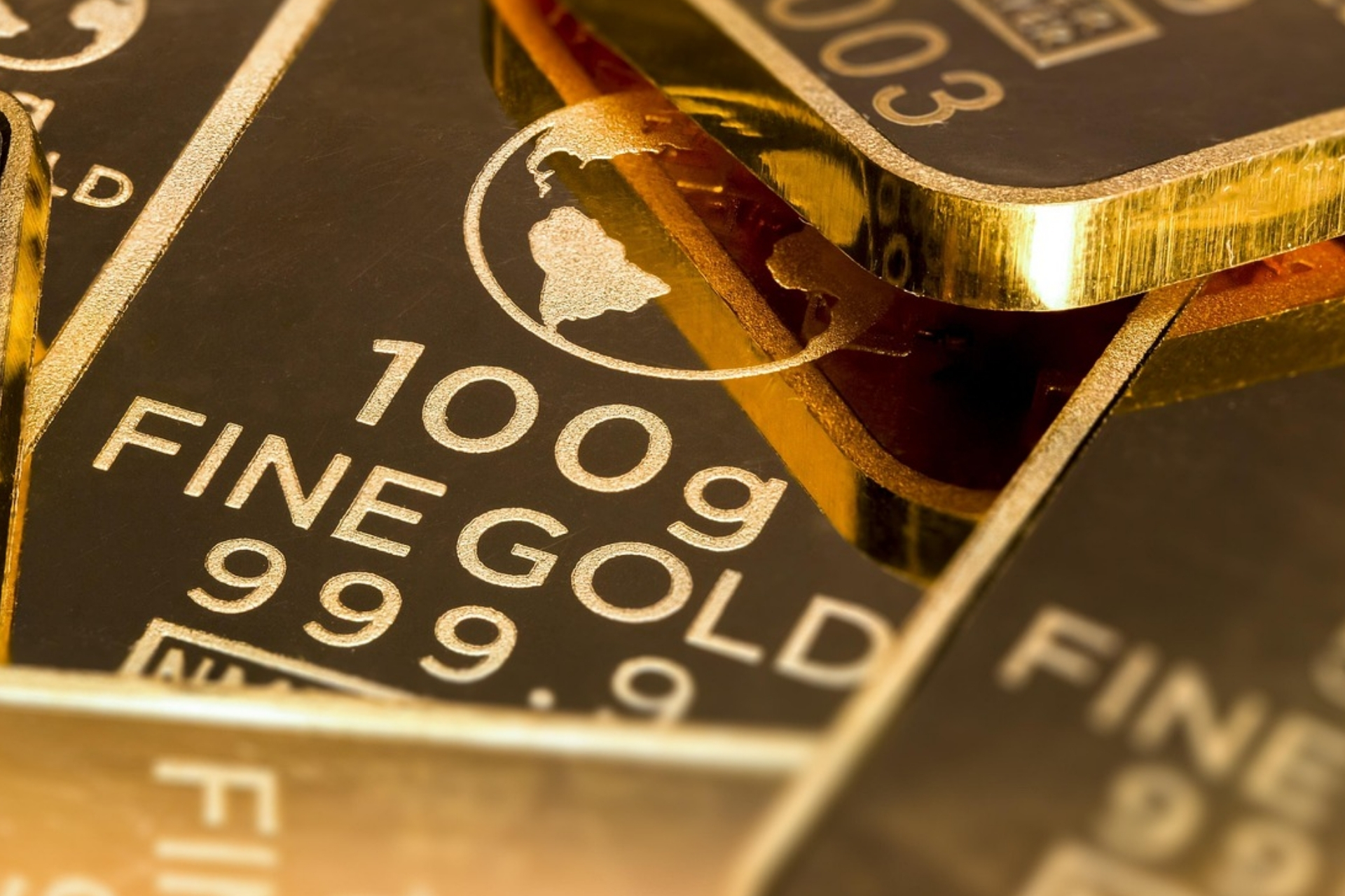 Ons altın 4.800 doların altında kaldı<