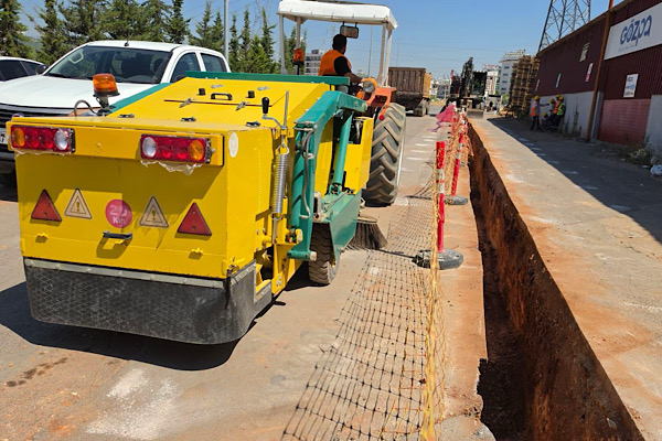 Kepez'de doğalgaz altyapı alanlarında toz oluşumuna karşı yeni sistem devreye alındı<