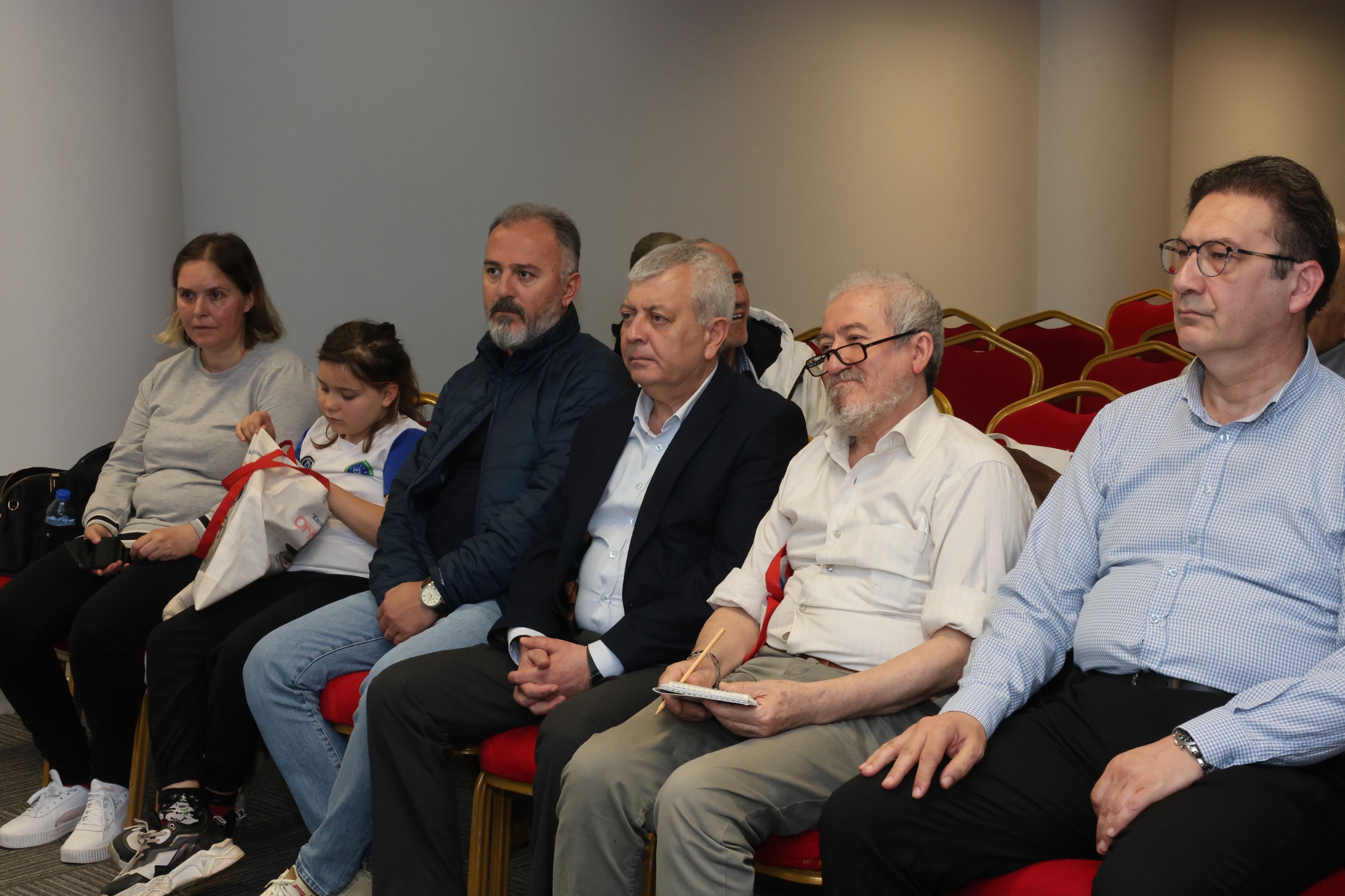 23'üncü Kitap Fuarı’nda, Orhan Kemal Bursa’da paneli düzenlendi<