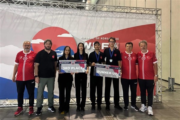 Yıldırımlı sporcu Toprak Aras’tan dünya ikinciliği<