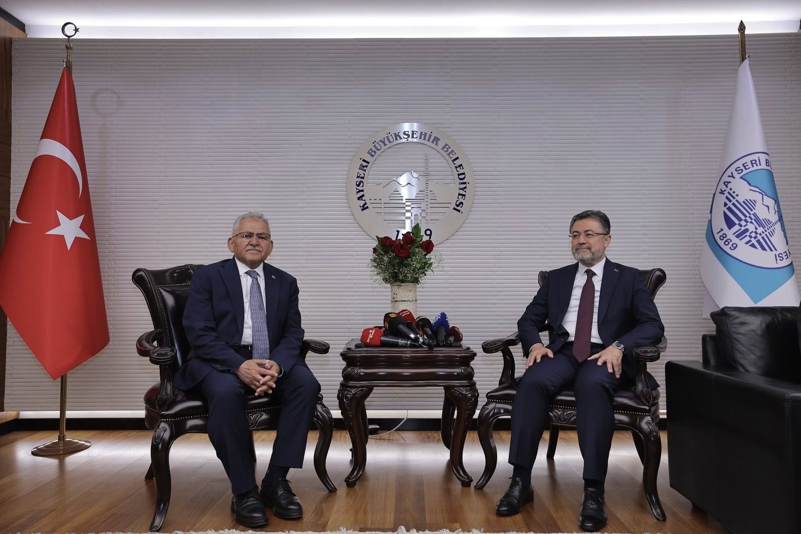 Başkan Büyükkılıç, Bakan Yumaklı'yı ağırladı