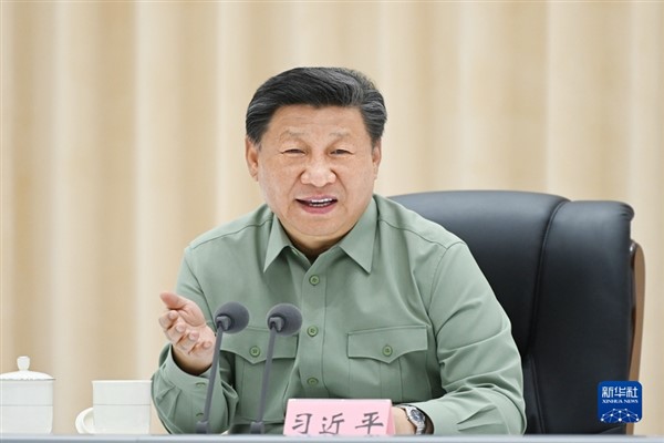 Xi Jinping’den “çelikten Çin Seddi” oluşturma çağrısı