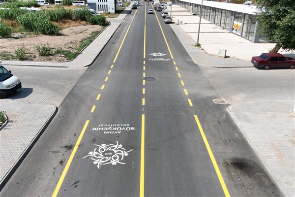 Aydın'da yol yapım ve yenileme çalışmaları devam ediyor<