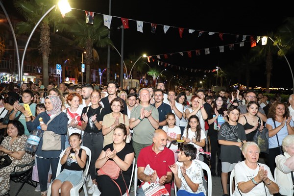 Karamürsel’de 30 Ağustos Zafer Bayramı coşkusu<