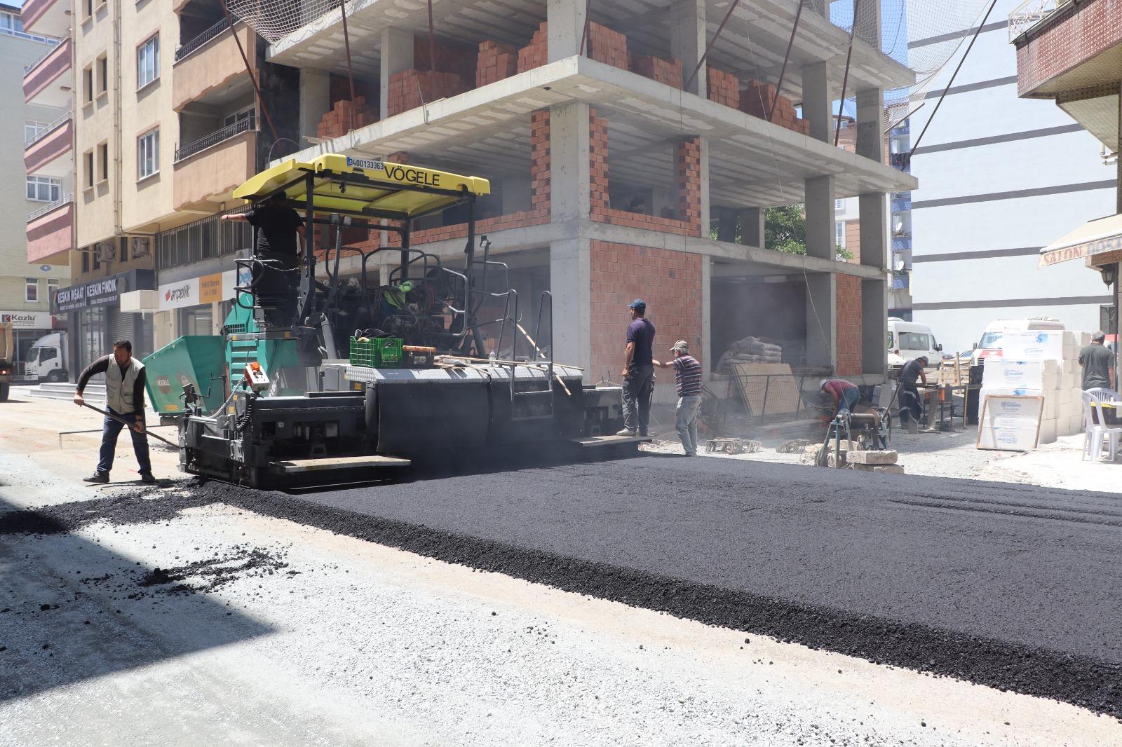 Kaledere Mahallesi’nde asfalt çalışması<