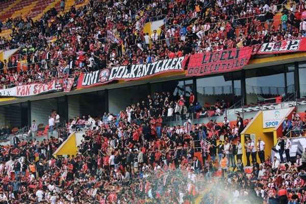 Vanspor FK 1. Lig'e yükseldi