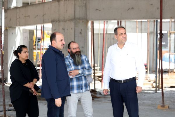 Altay, Mevlana Türbesi Arkası Kentsel Yenileme Projesi inşaatını ziyaret etti<