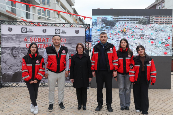 6 Şubat depremlerinde hayatını kaybedenler Maltepe’de anıldı<