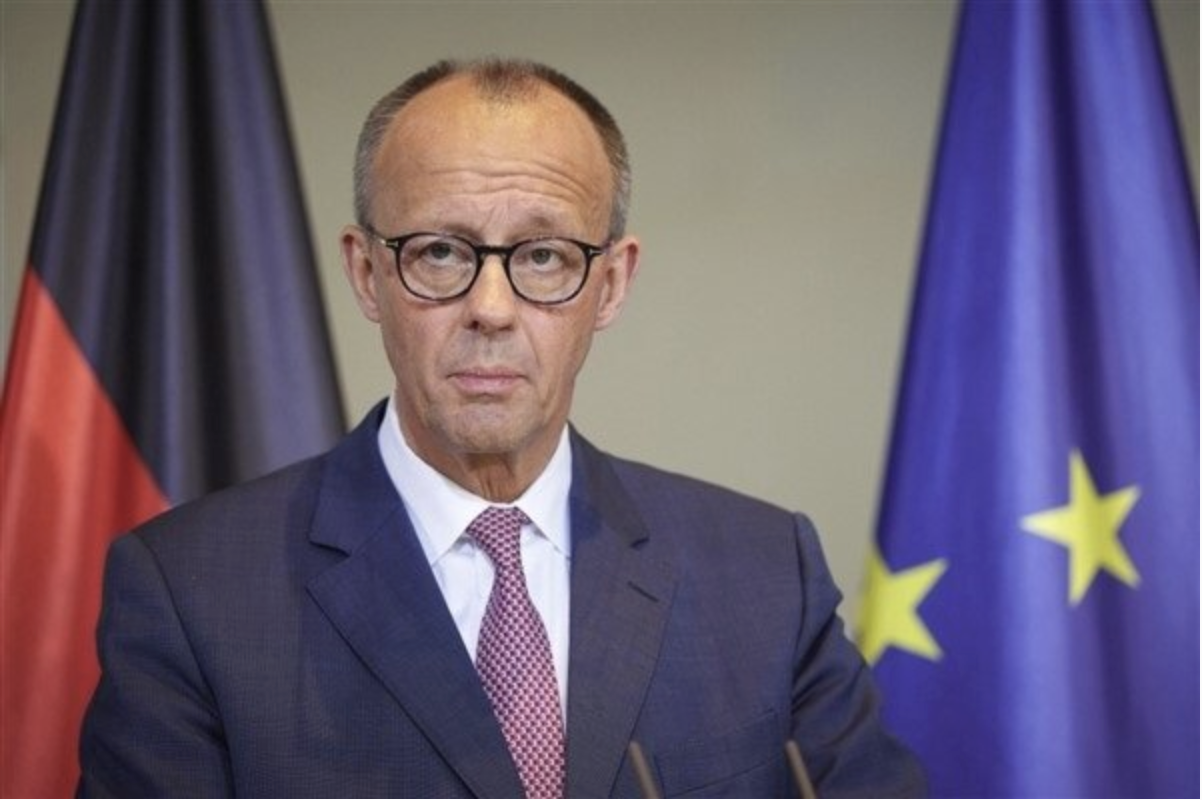 Merz: Moldova’nın Bağımsızlık Günü’nde burada olmak bir onur<