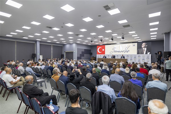 Başkan Seçer, yöre dernekleriyle bir araya geldi<